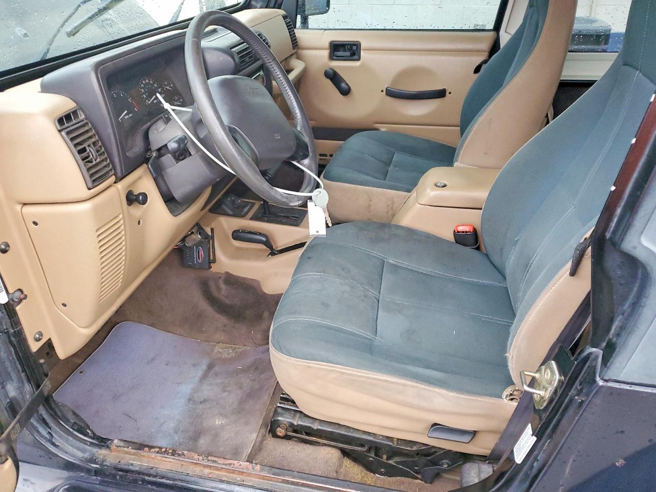 Jeep Wrangler Sahara
