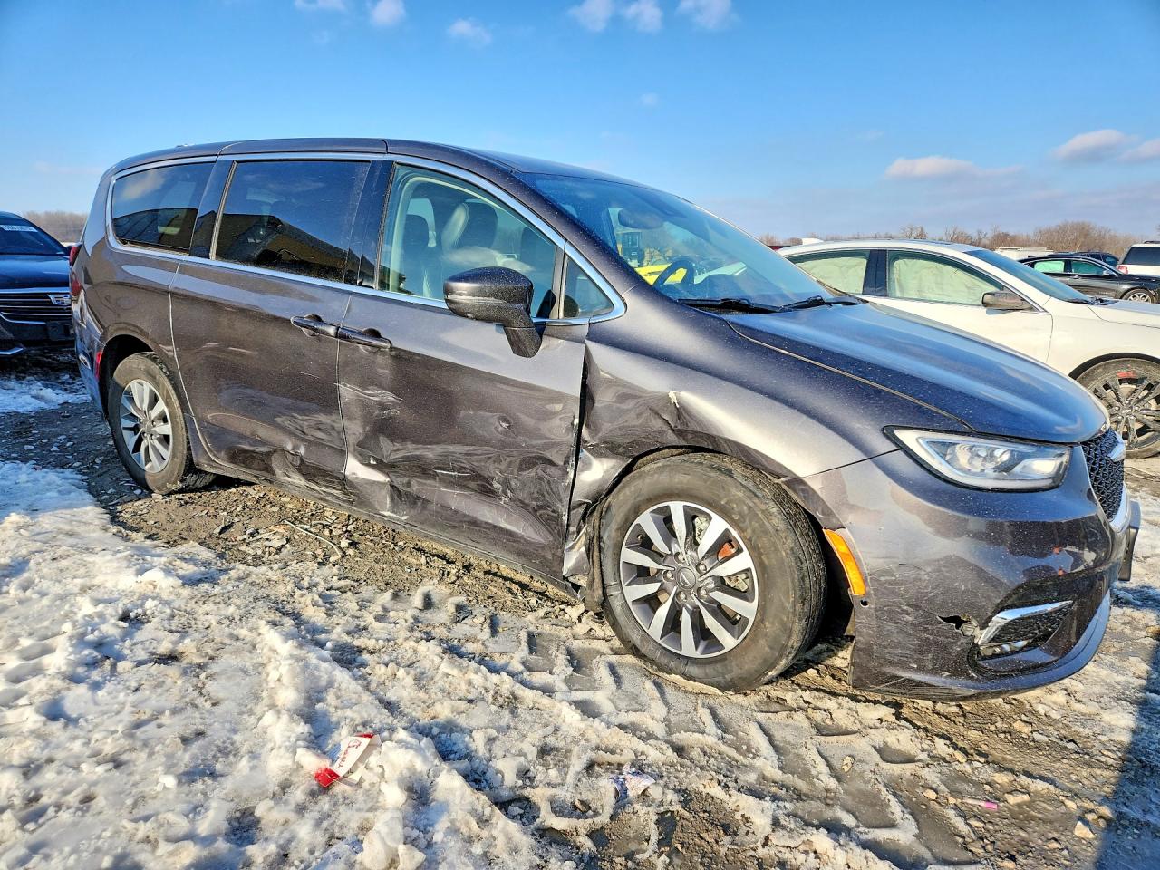 Chrysler Pacifica Hybrid Touring L