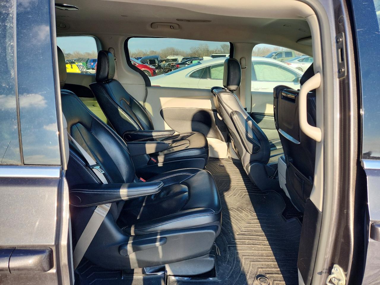 Chrysler Pacifica Hybrid Touring L