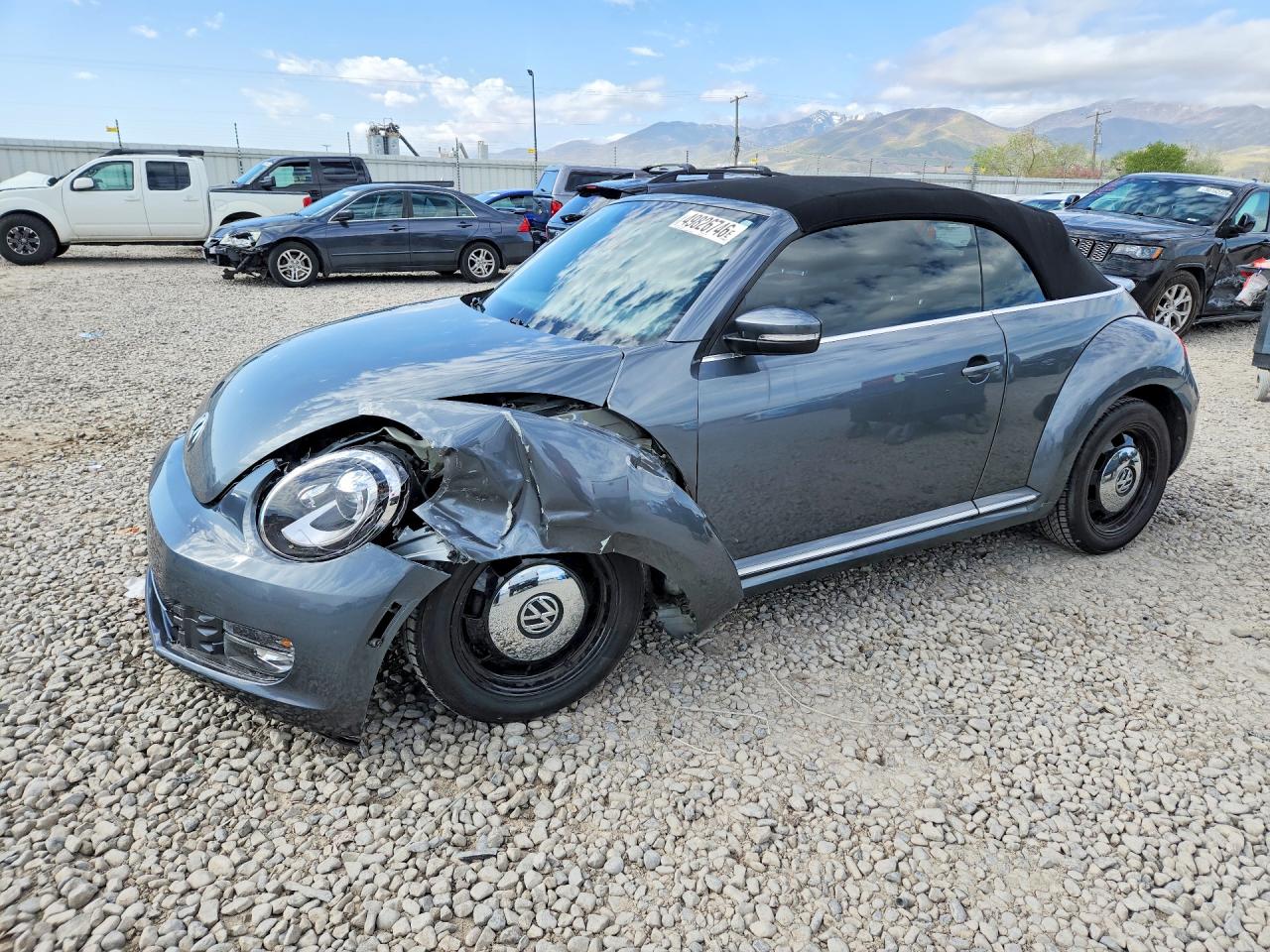 Salvage Volkswagen Beetle Image