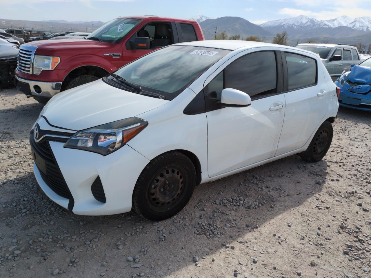 Salvage Toyota Yaris Image