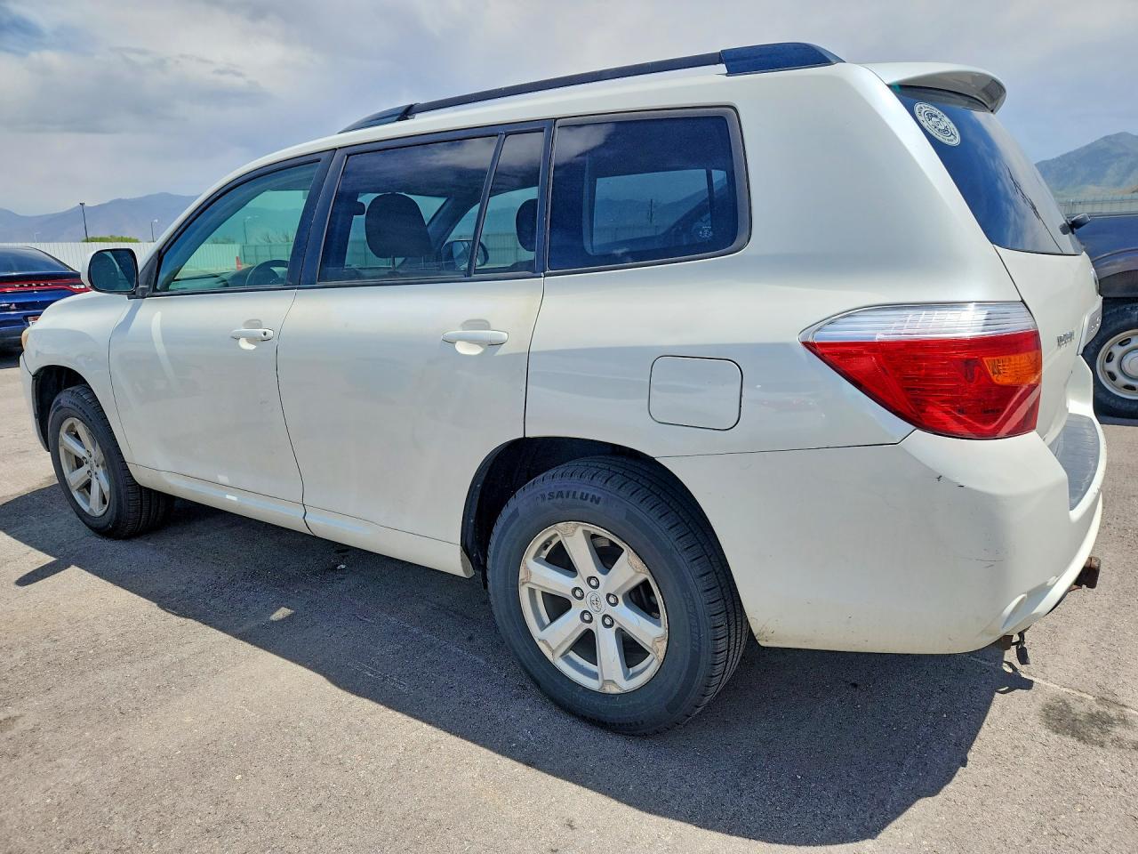 Toyota Highlander Base