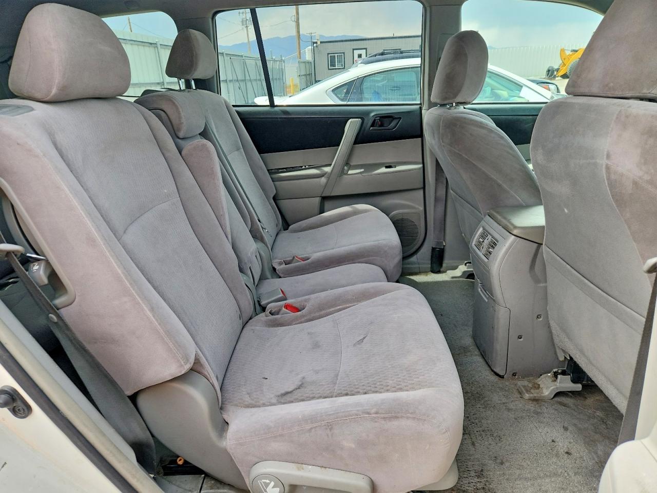 Toyota Highlander Base