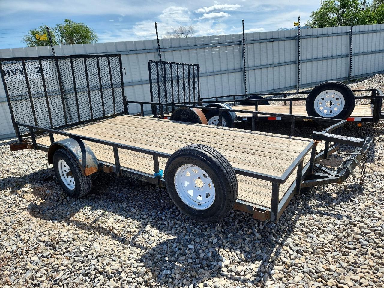 Salvage Big Bubbas Trailers Image