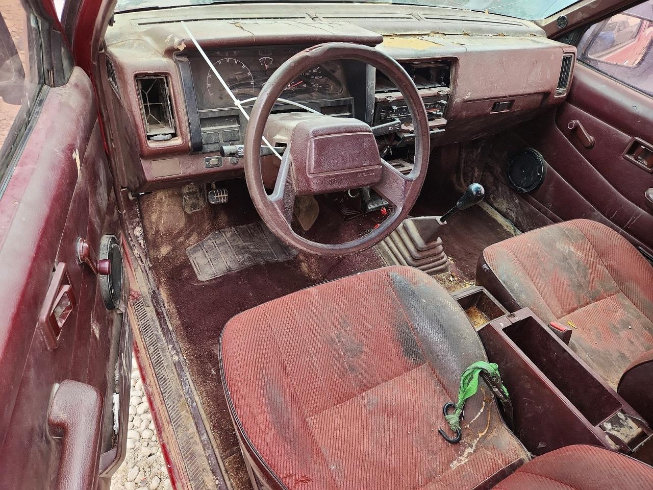 Nissan Navara Base