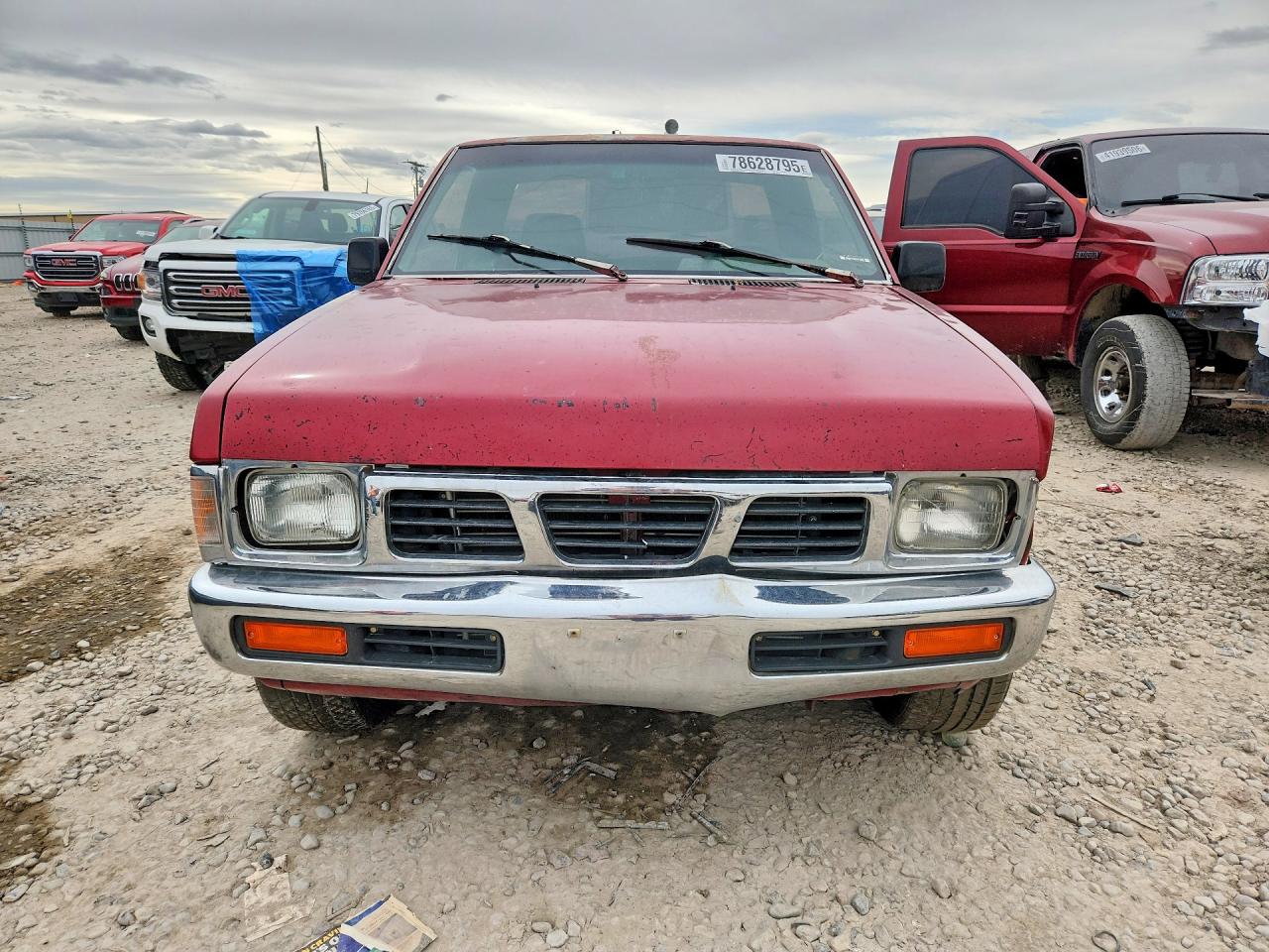 Nissan Navara Base
