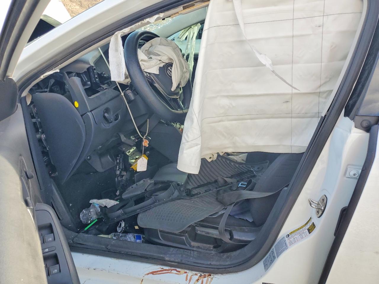 Volkswagen Jetta Base