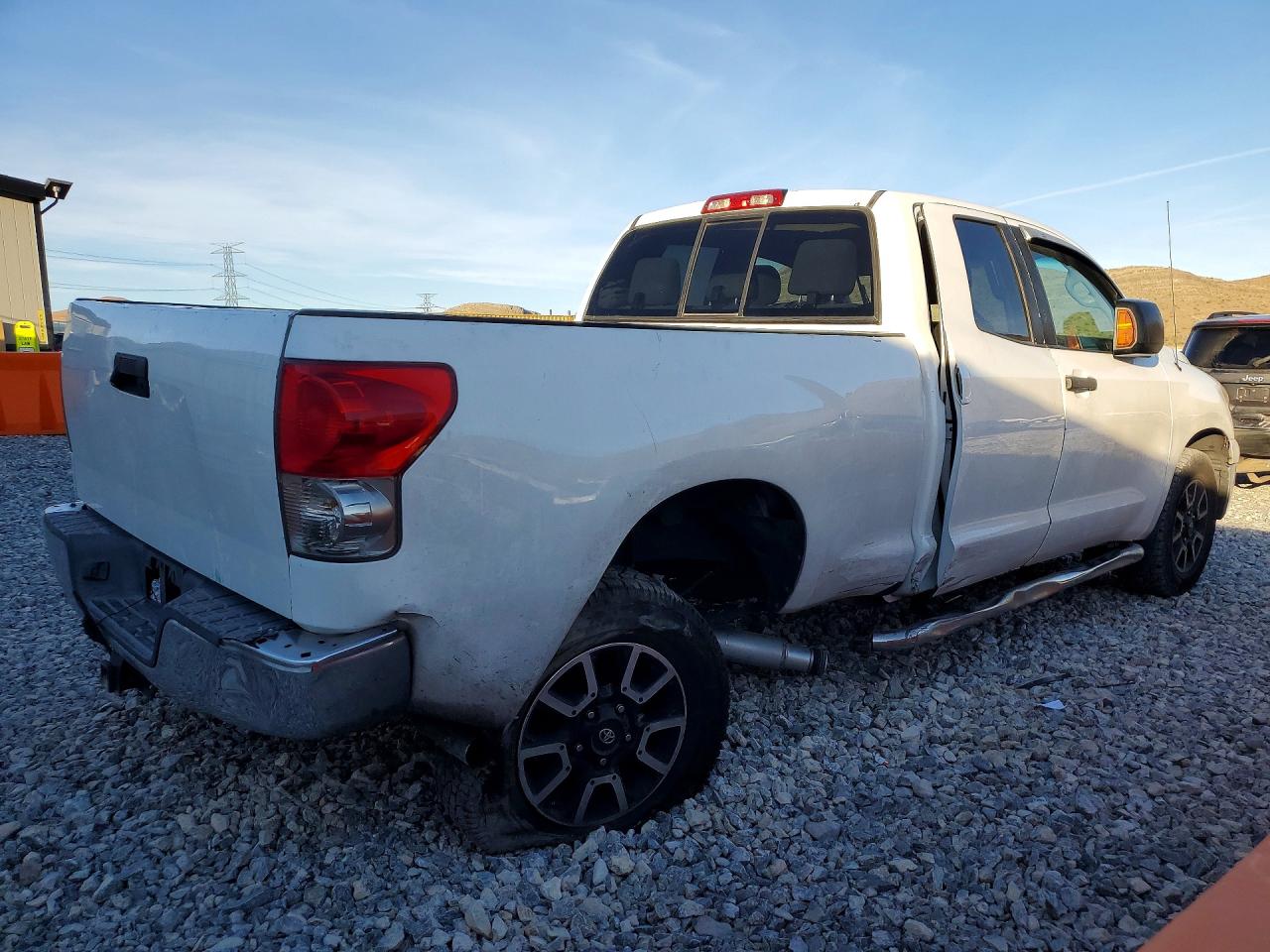 Toyota Tundra Sr5