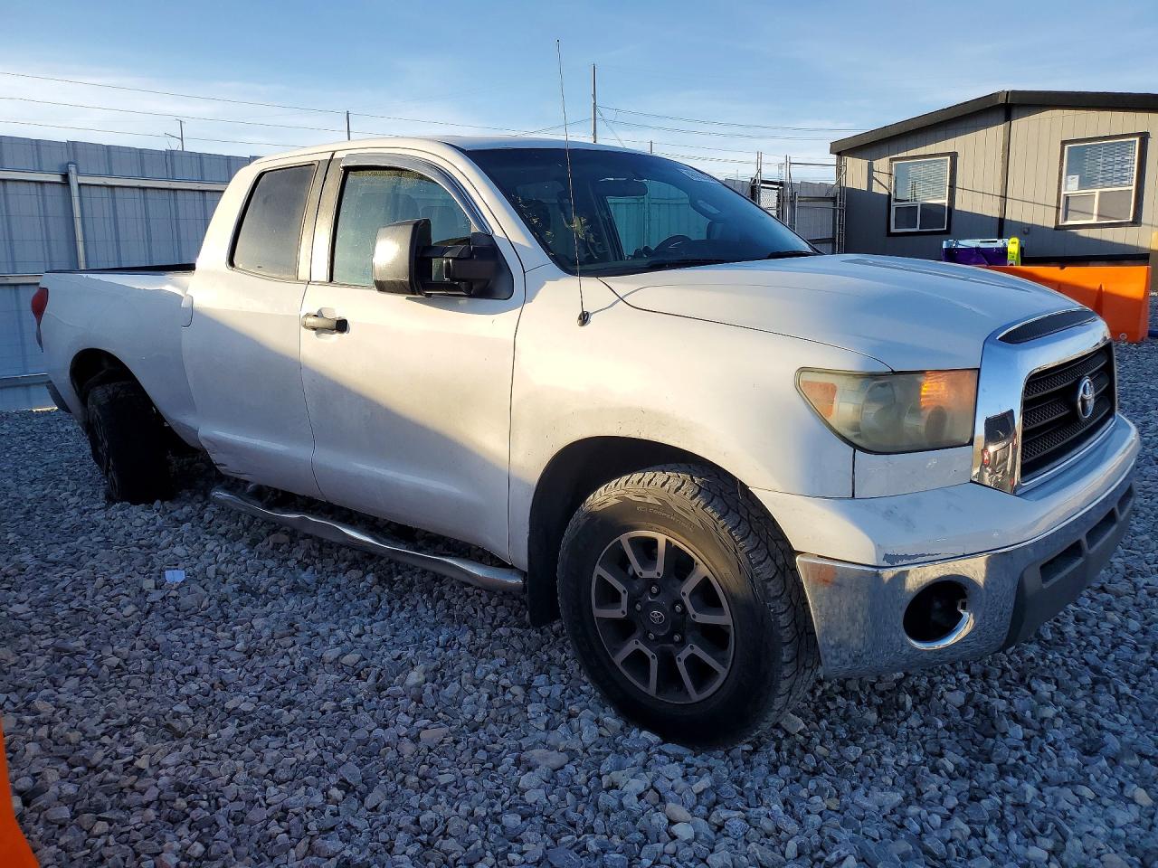 Toyota Tundra Sr5