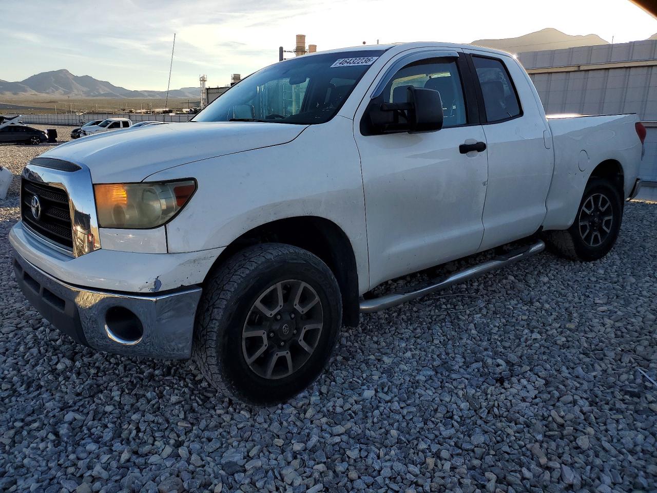 Salvage Toyota Tundra Image