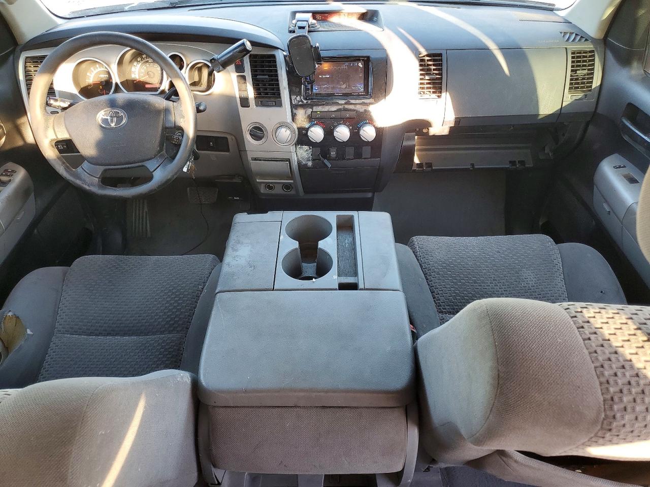 Toyota Tundra Sr5