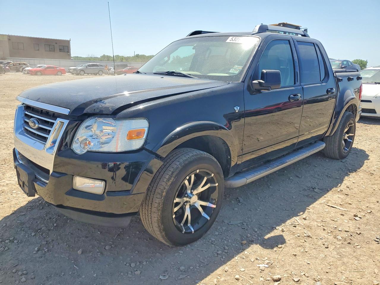 Salvage Ford Explorer Image