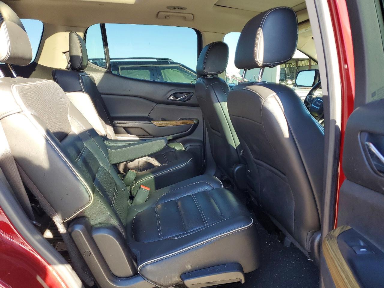 GMC Acadia Denali