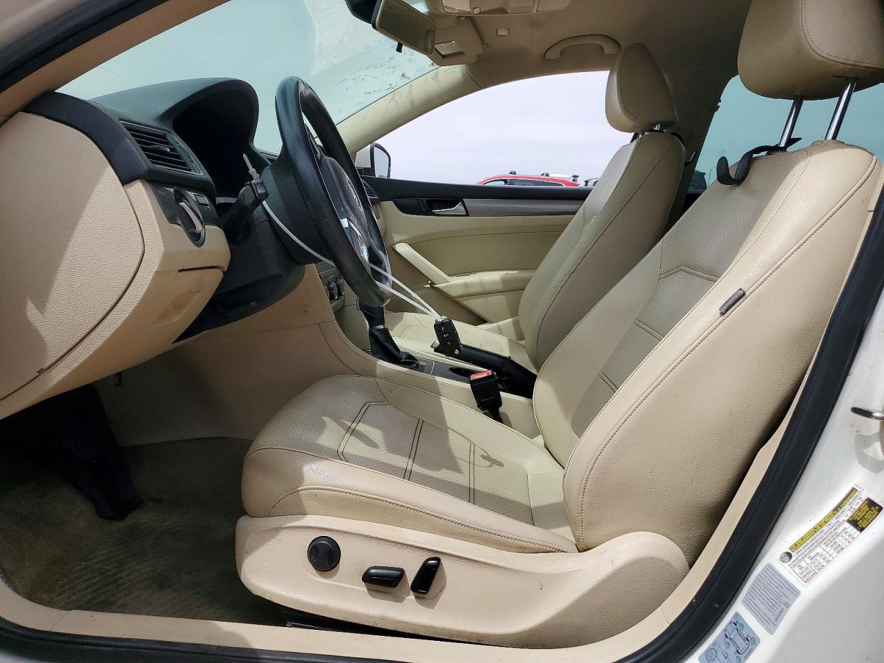 Volkswagen Passat S