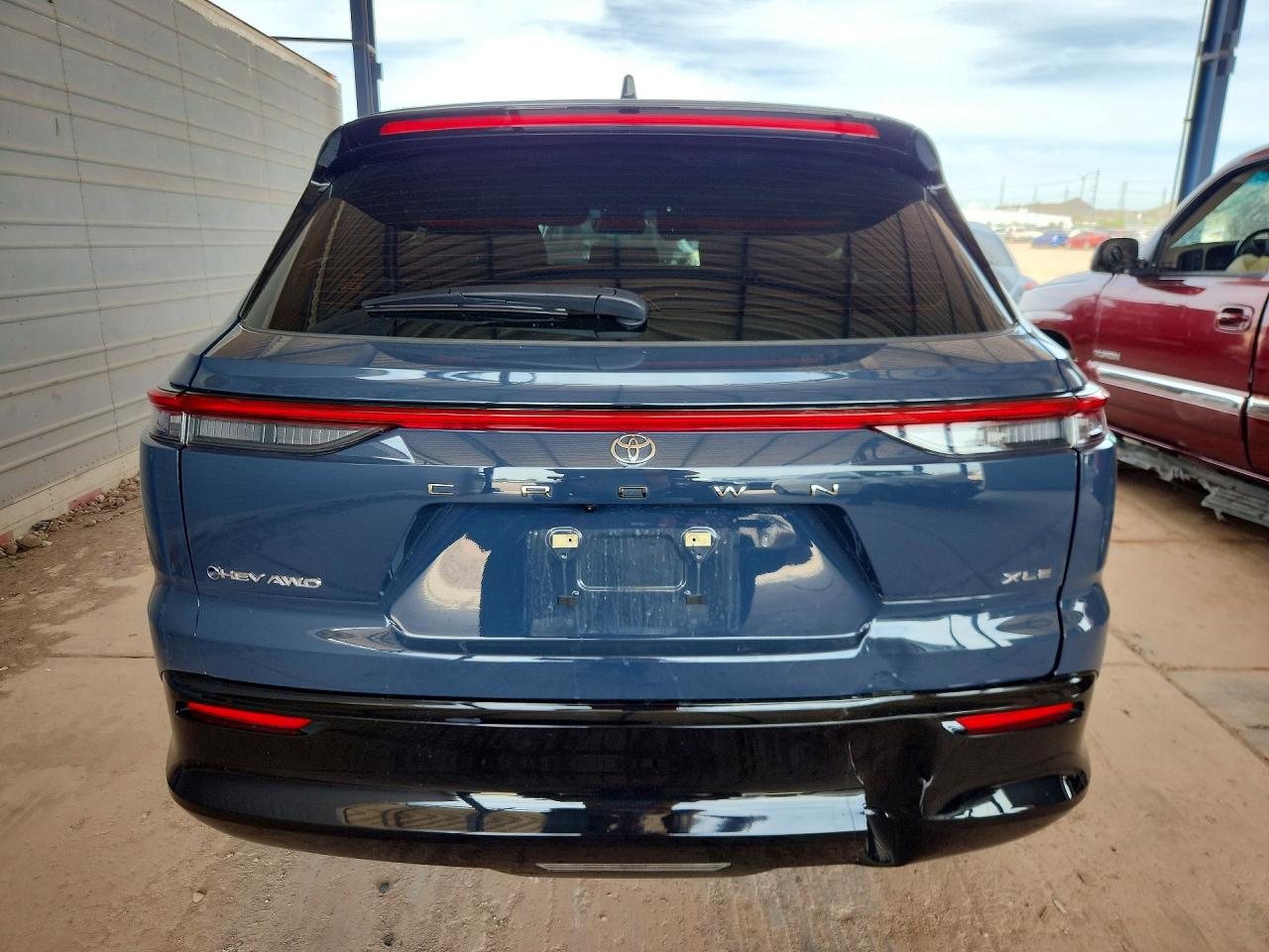 Toyota Crown Signia Xle