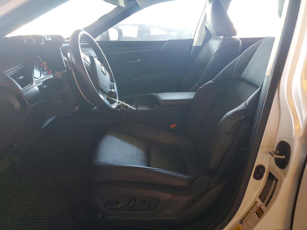 Lexus Es Base