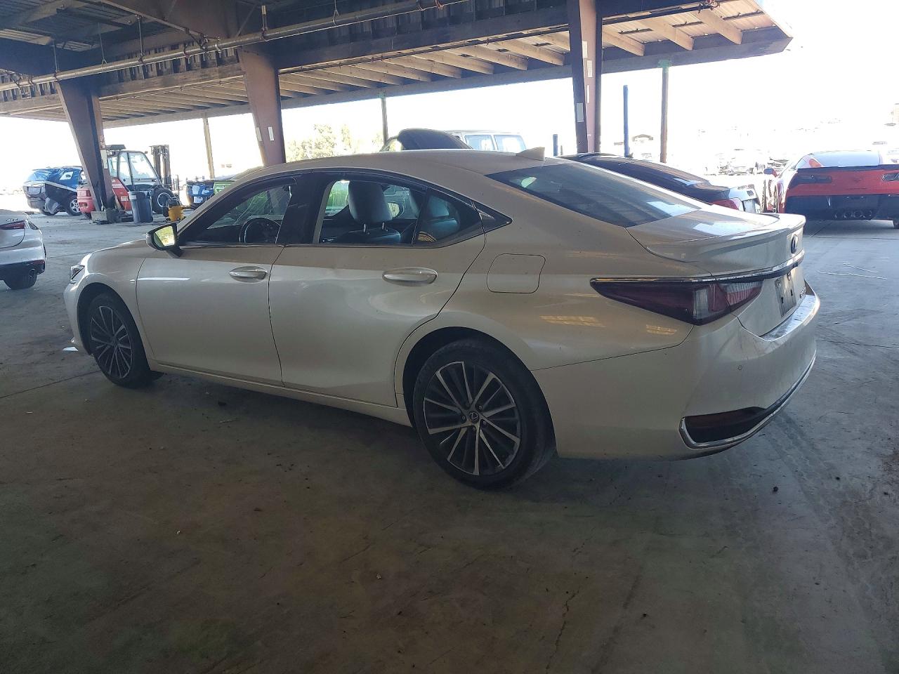 Lexus Es Base