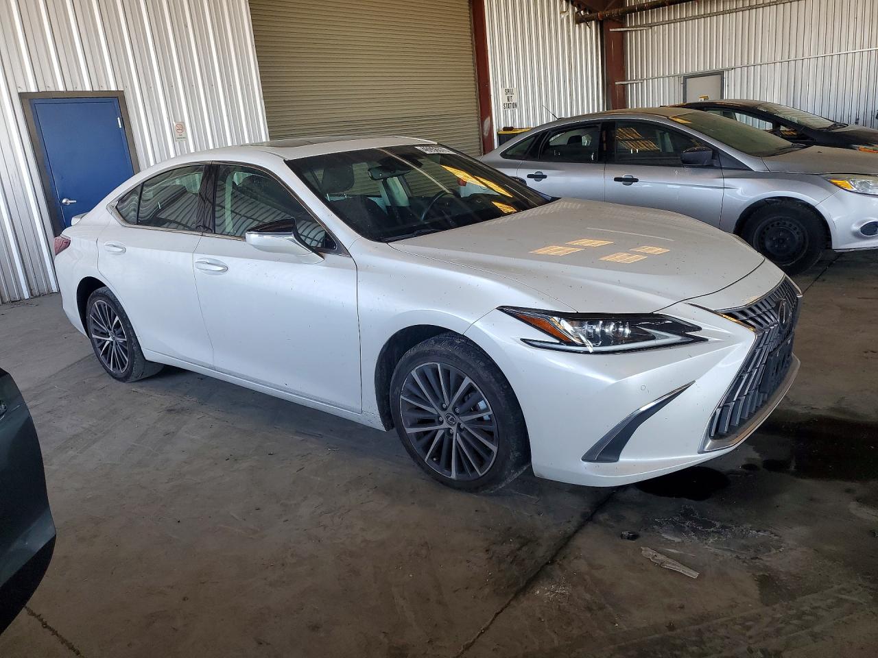 Lexus Es Base