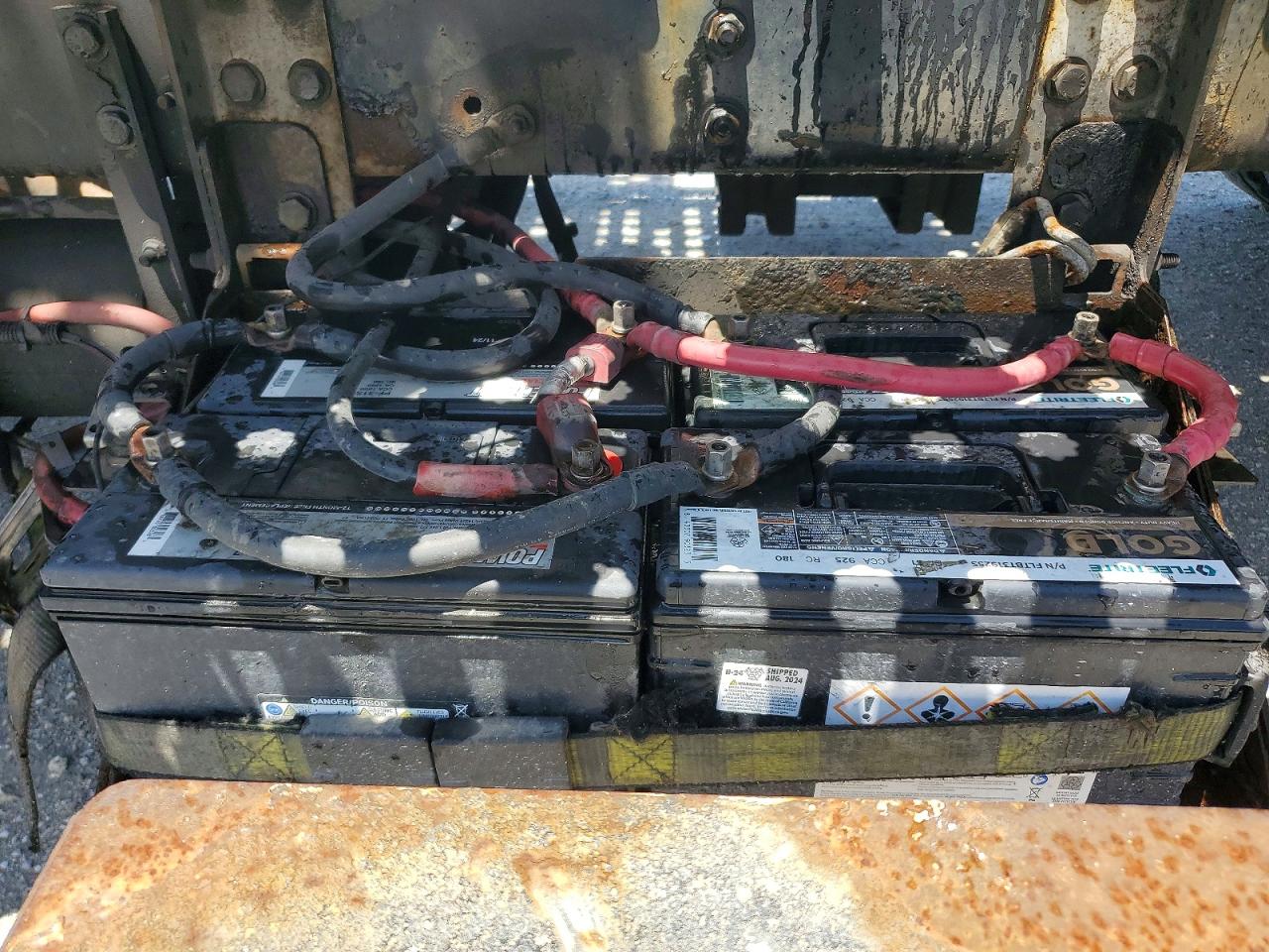 Sterling Truck Lt9500