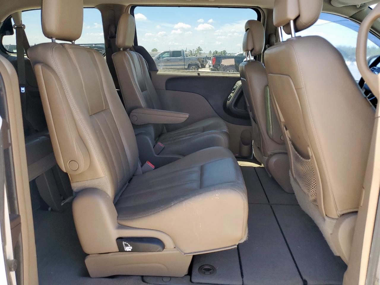 Chrysler Minivan Touring L
