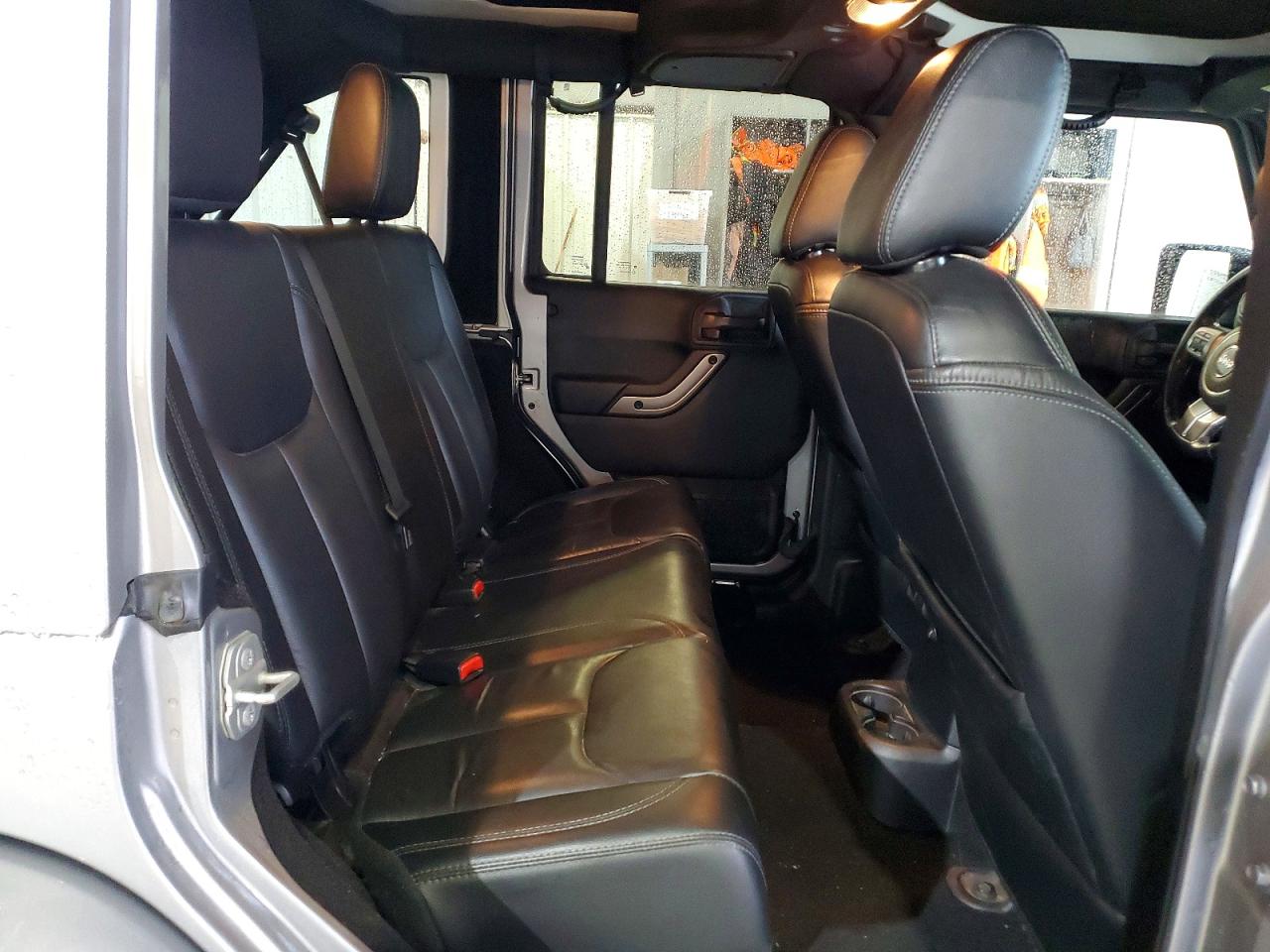 Jeep Wrangler Sahara