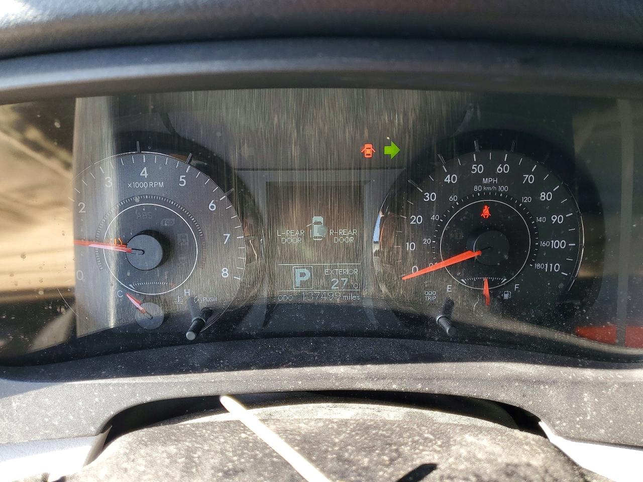 Toyota Sienna Le 8-passenger