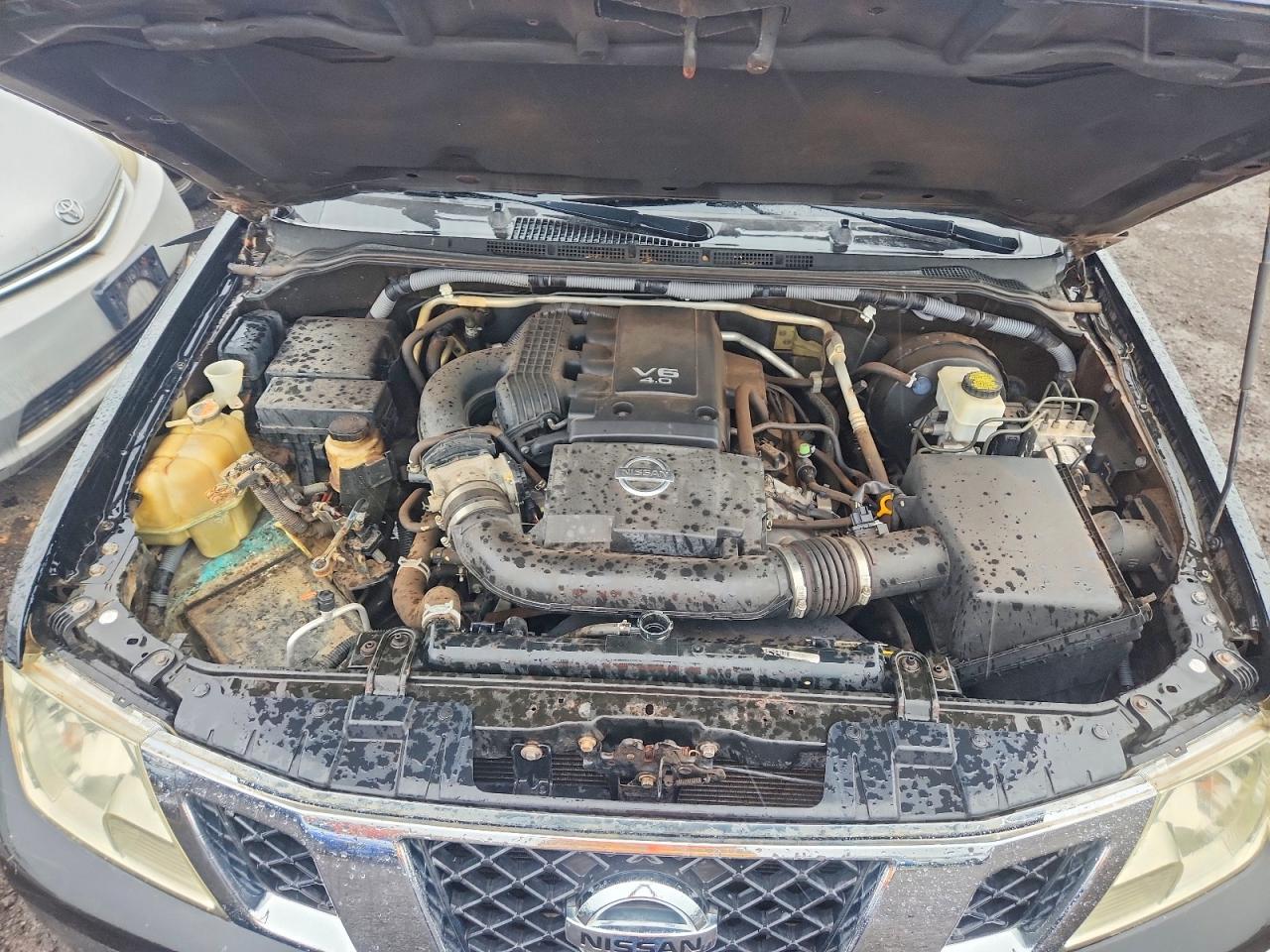 Nissan Frontier S