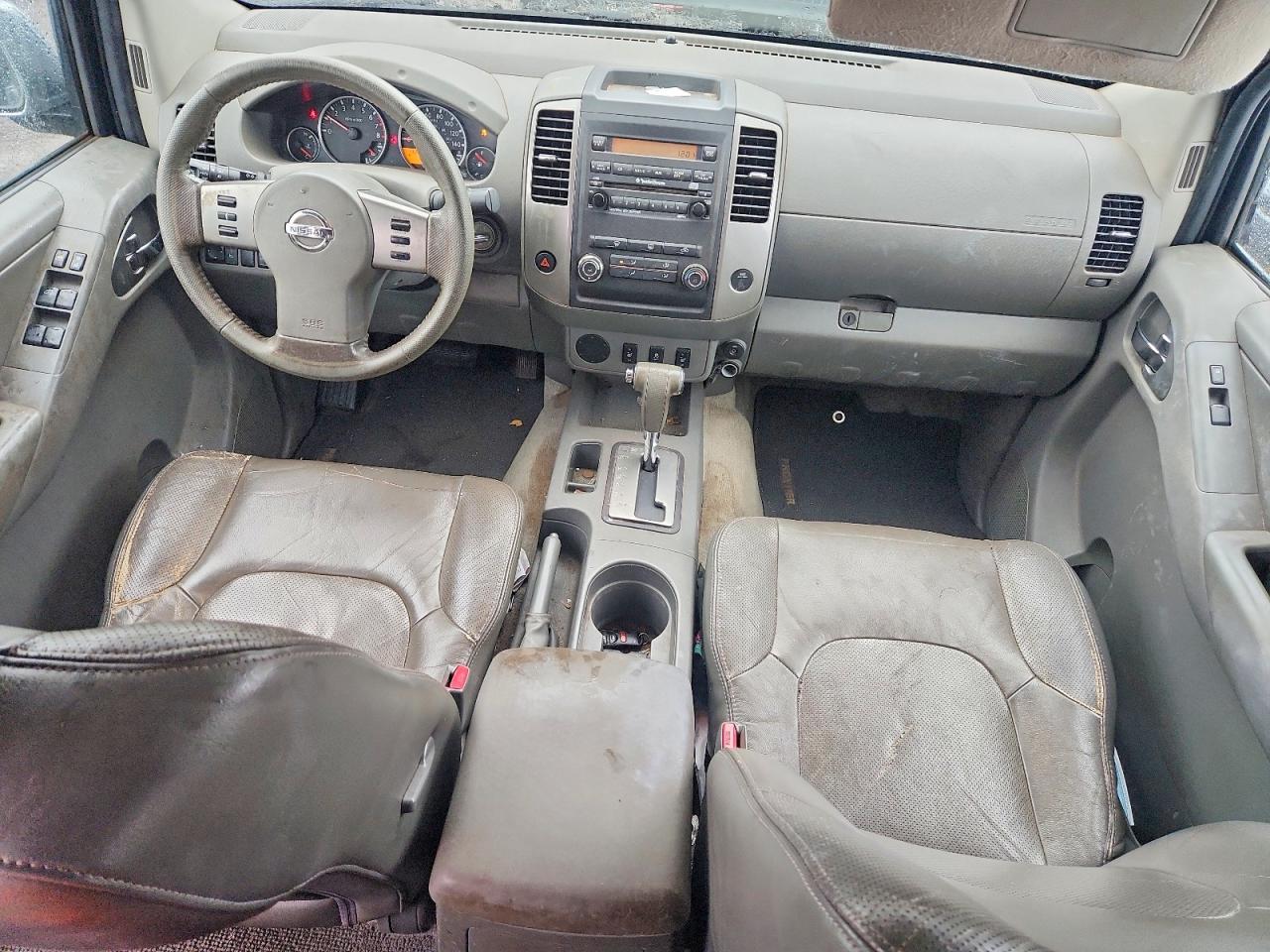 Nissan Frontier S