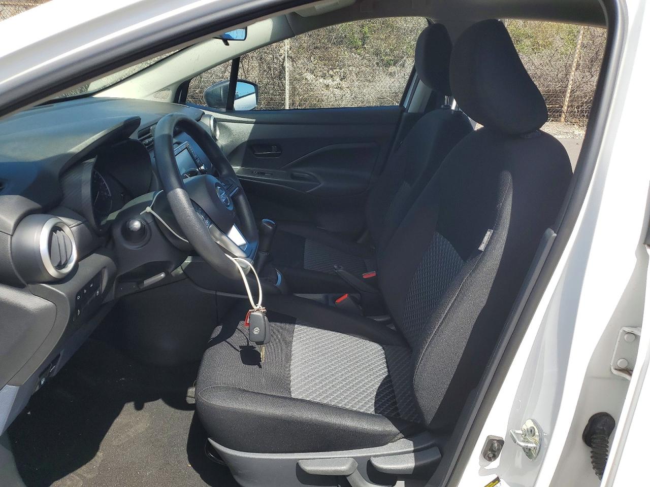 Nissan Versa S