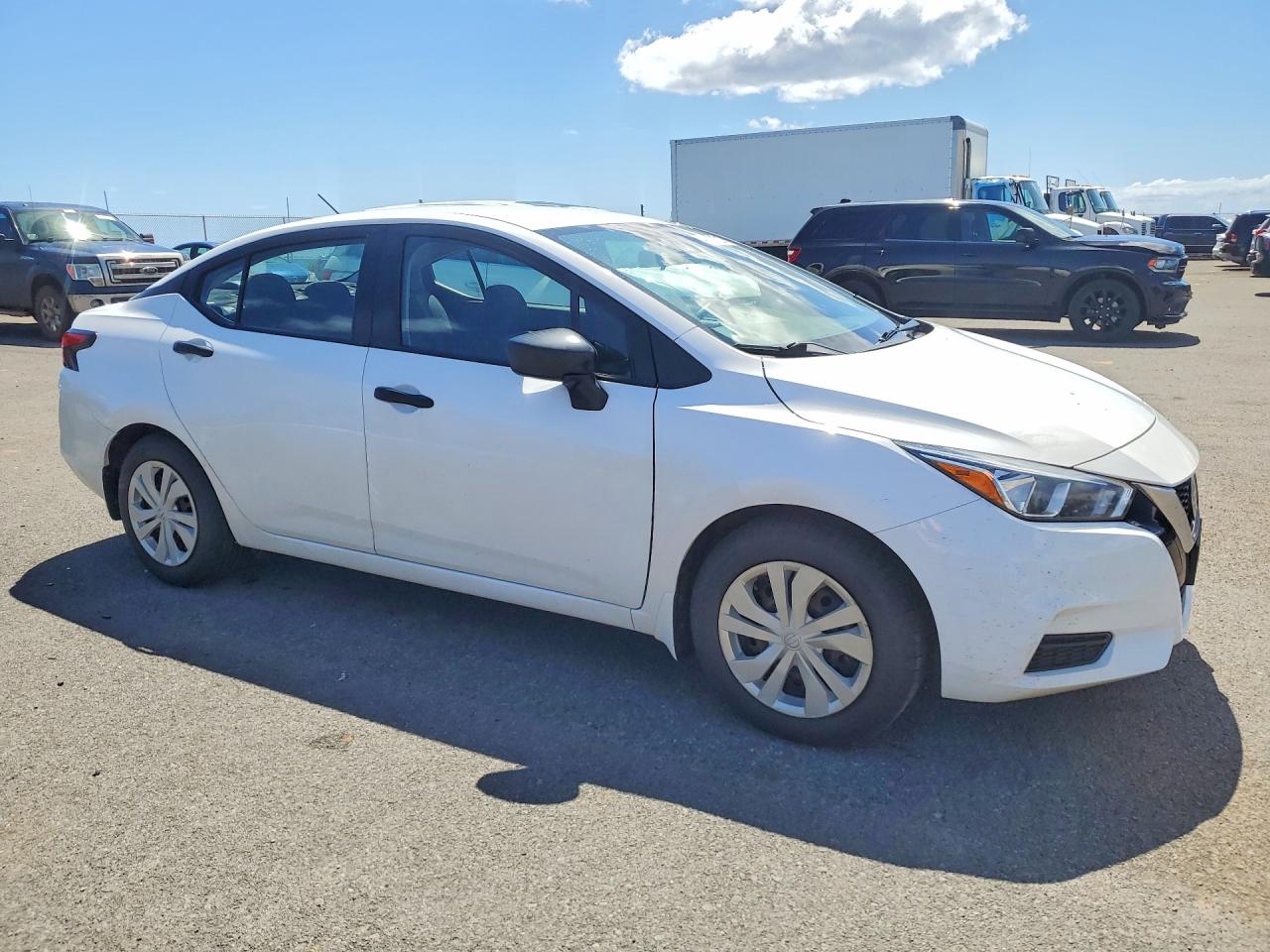Nissan Versa S