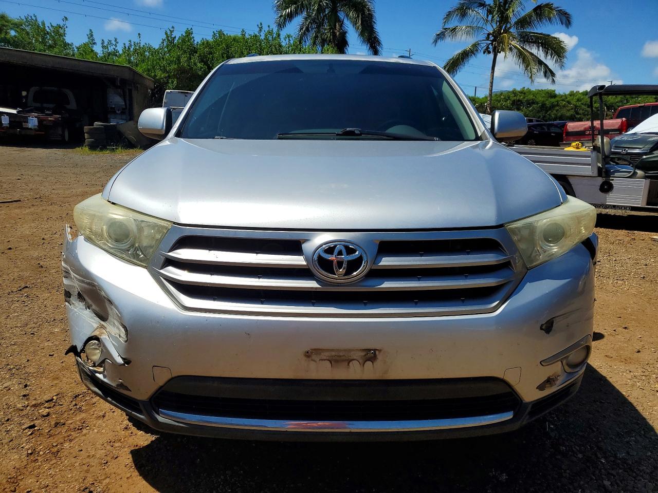 Toyota Highlander Base