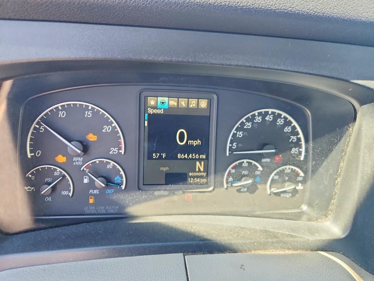 Freightliner Cascadia 116