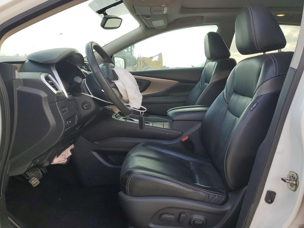 Nissan Murano S