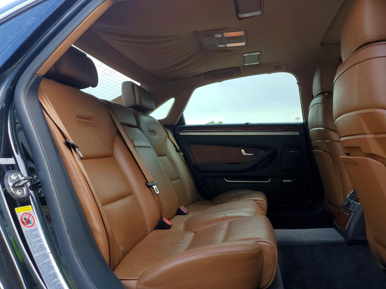 Audi A8 L Quattro