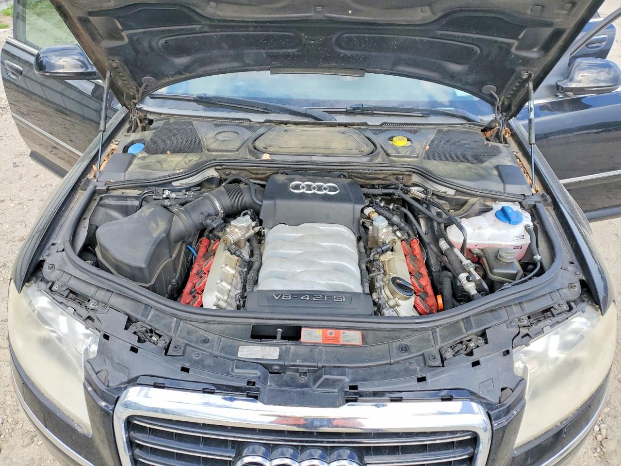 Audi A8 L Quattro