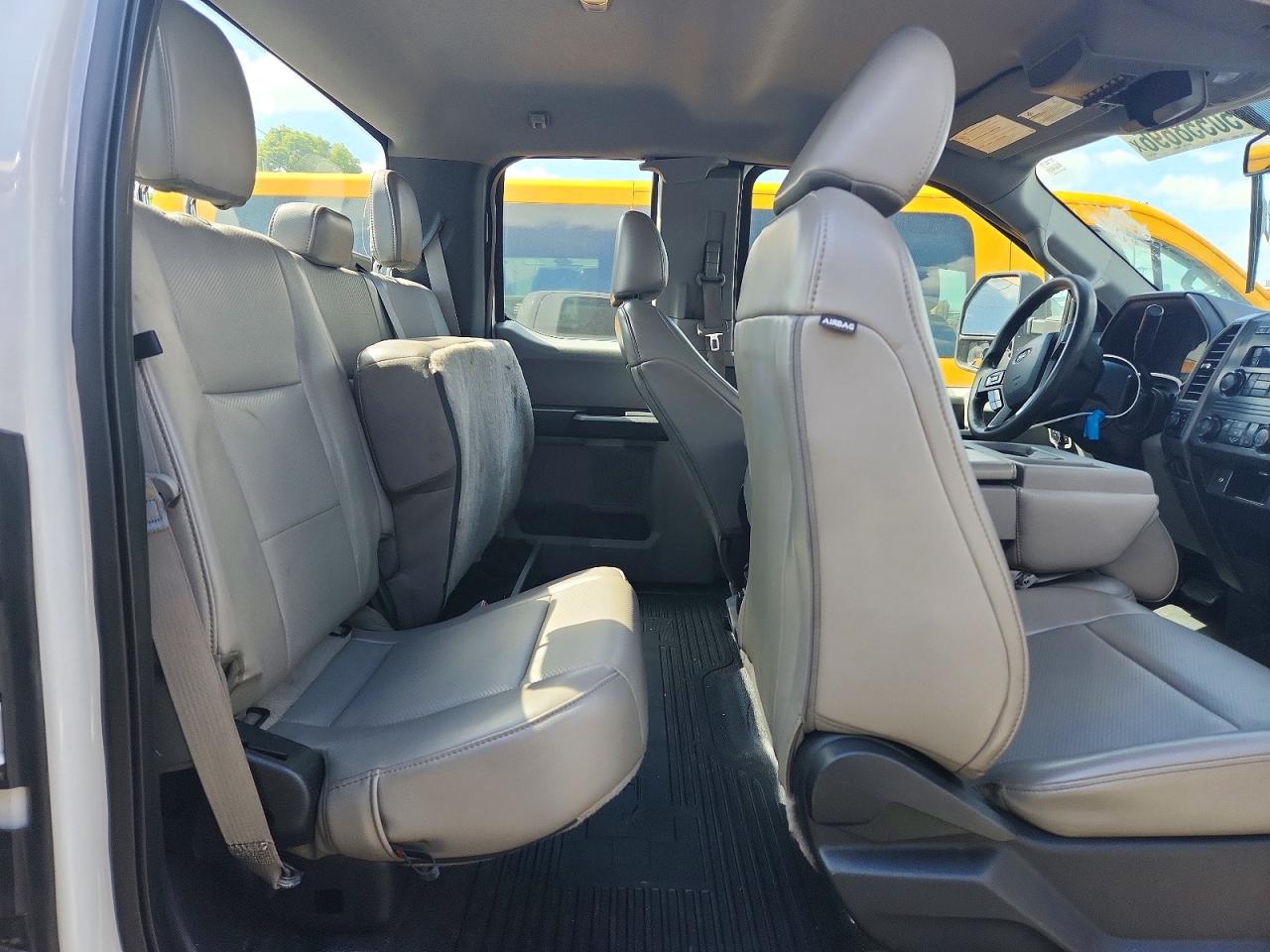 Ford F-350 Super Duty