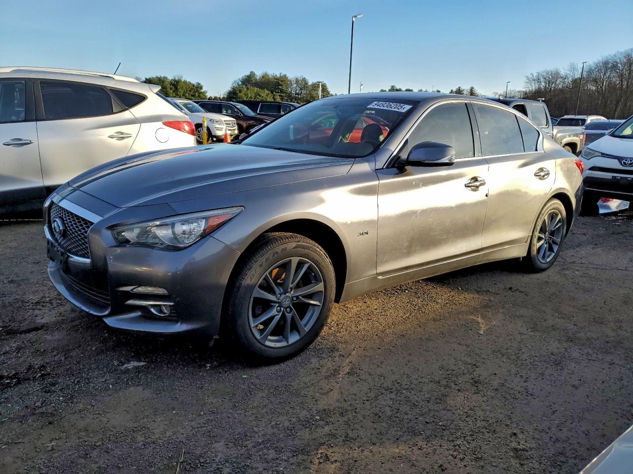 Salvage INFINITI Q50 Image