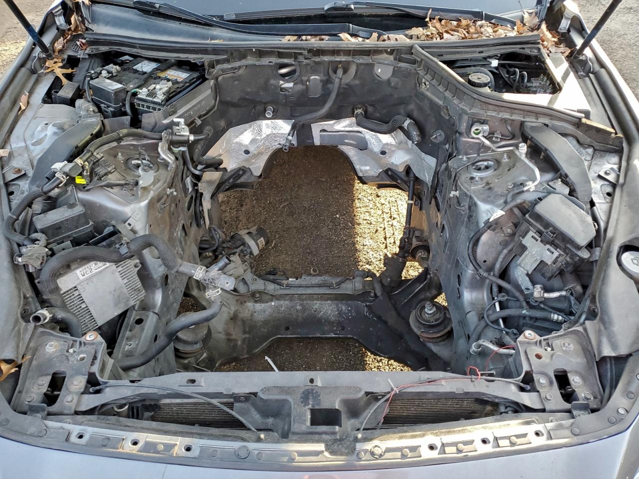 INFINITI Q50 Premium