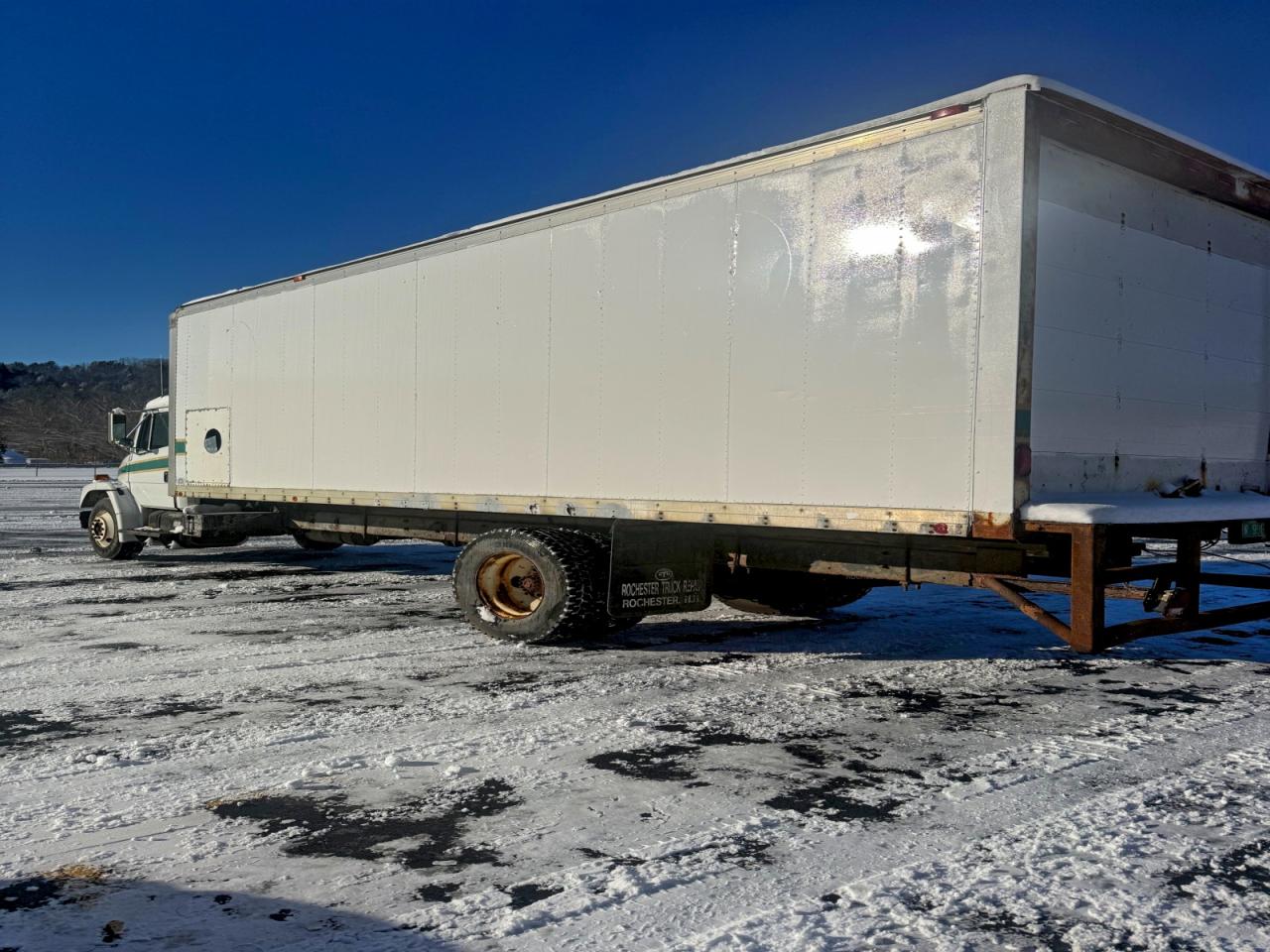 Freightliner Medium Conventional Fl60