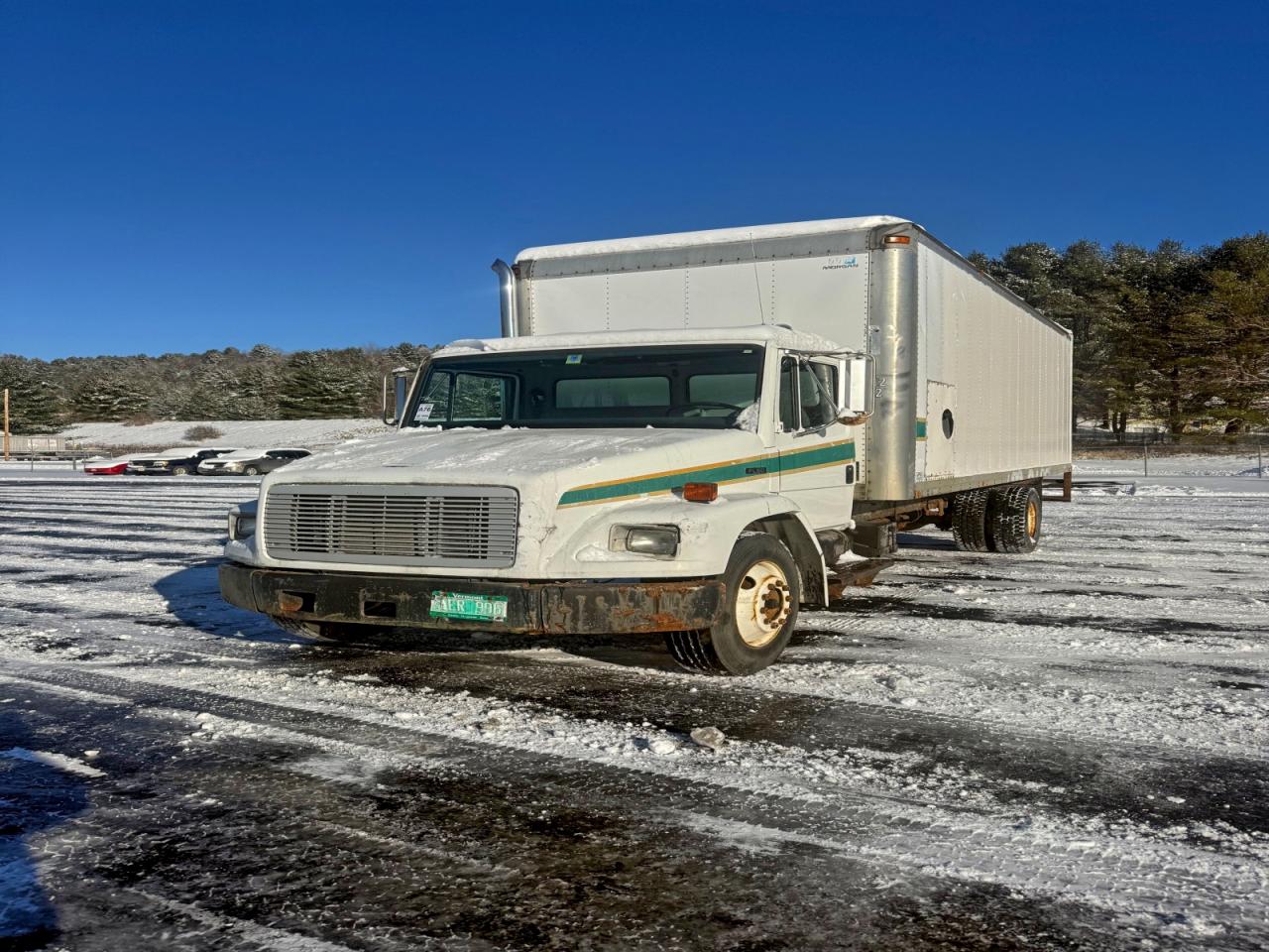 Salvage Freightliner Medium Conventional Image