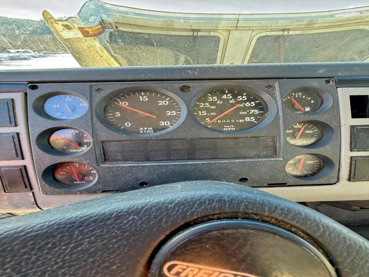 Freightliner Medium Conventional Fl60