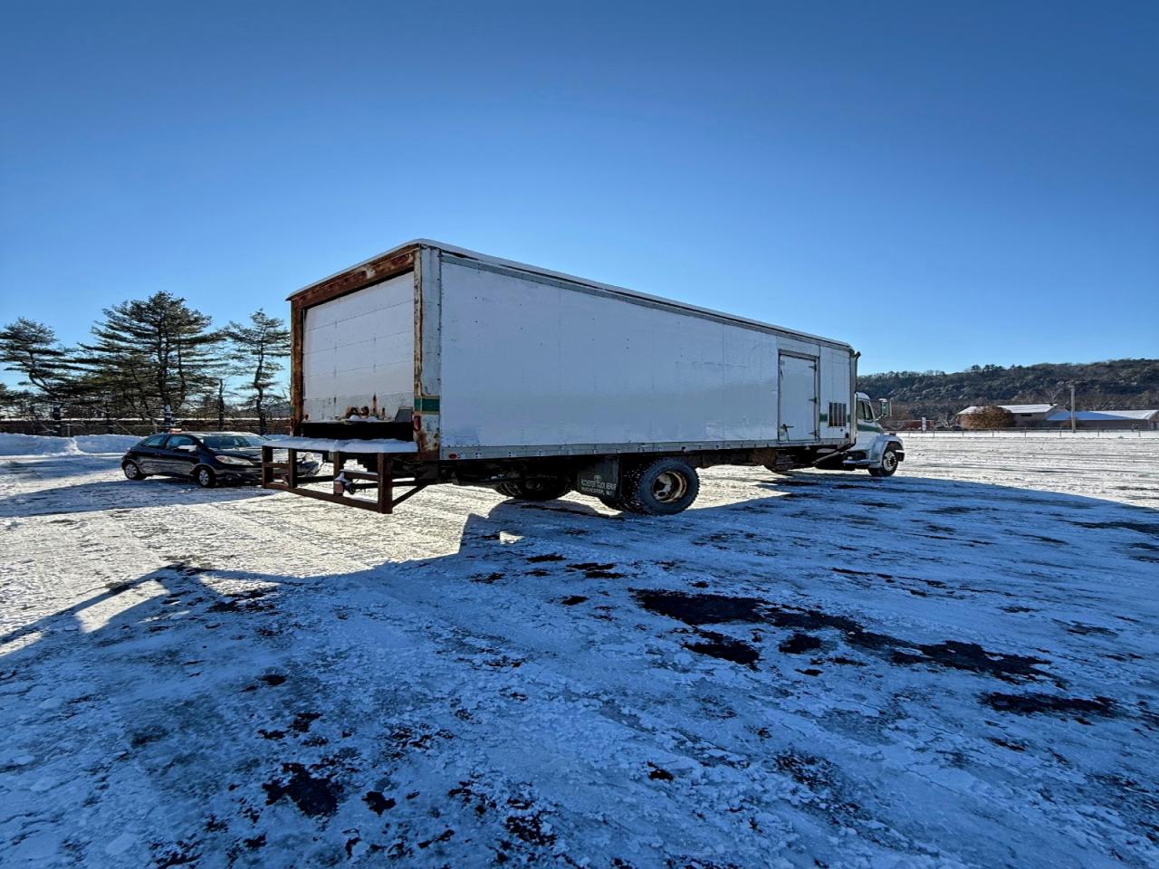 Freightliner Medium Conventional Fl60