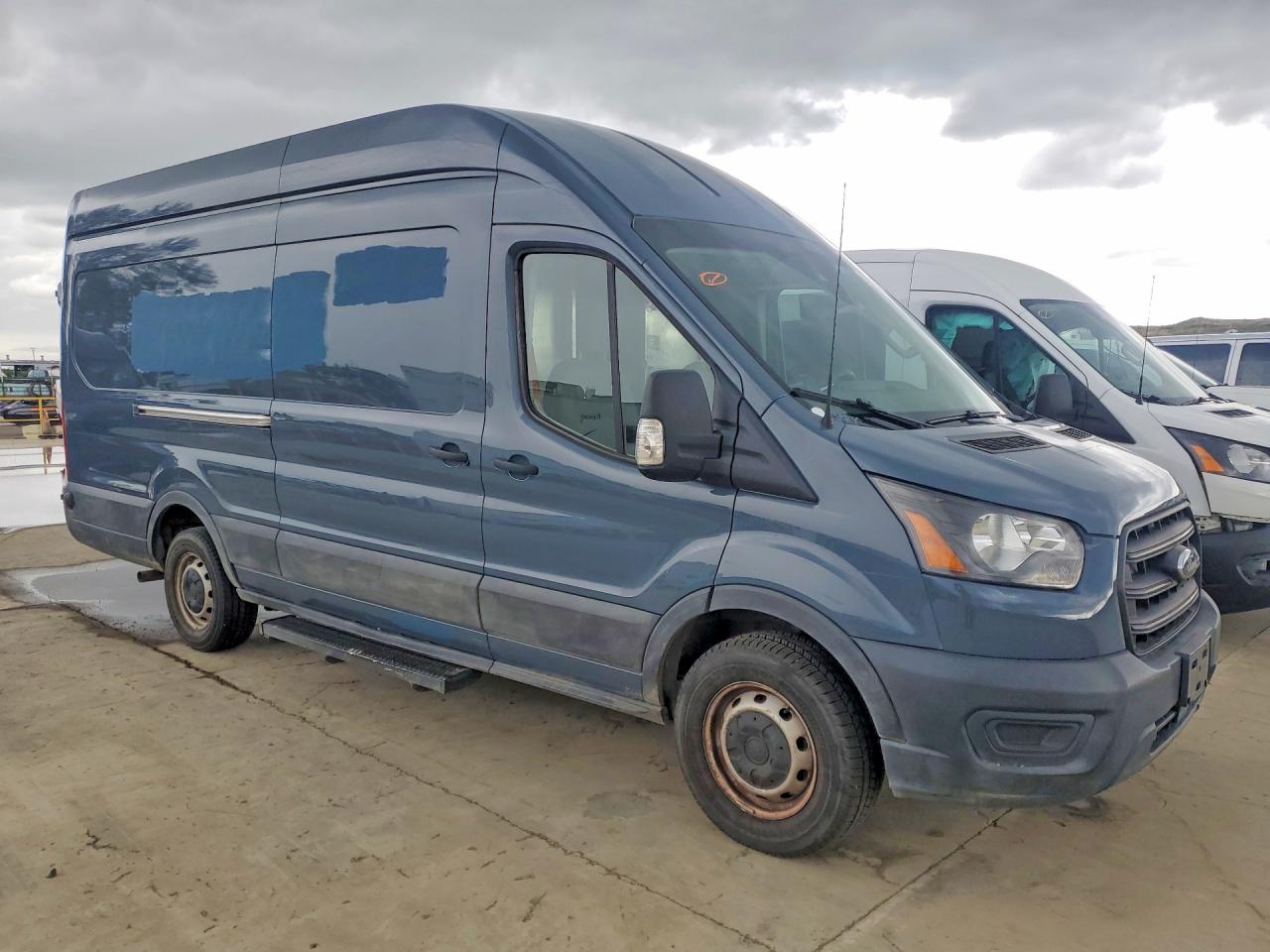 Ford Transit T-250