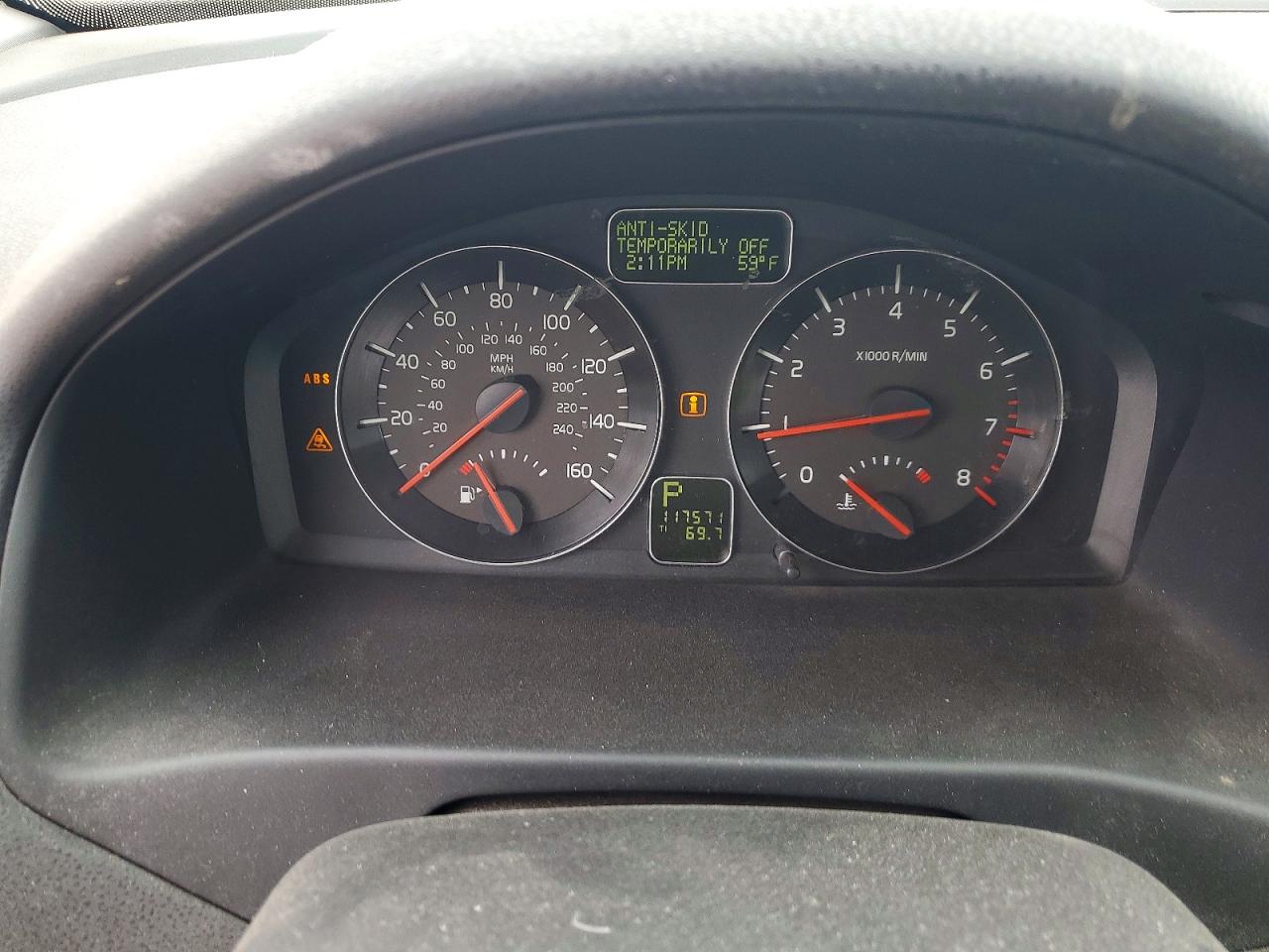 Volvo V50 T5