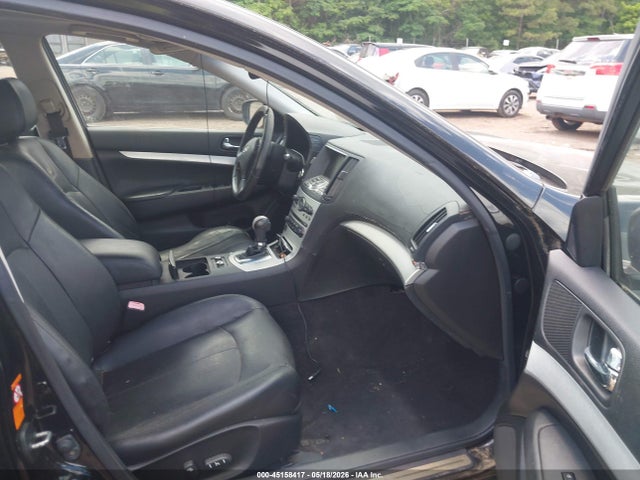 INFINITI G37 Journey