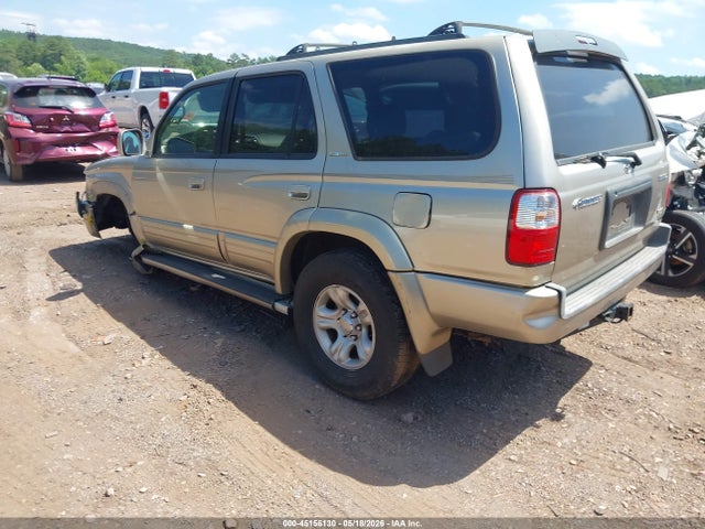 Toyota 4Runner Limited V6