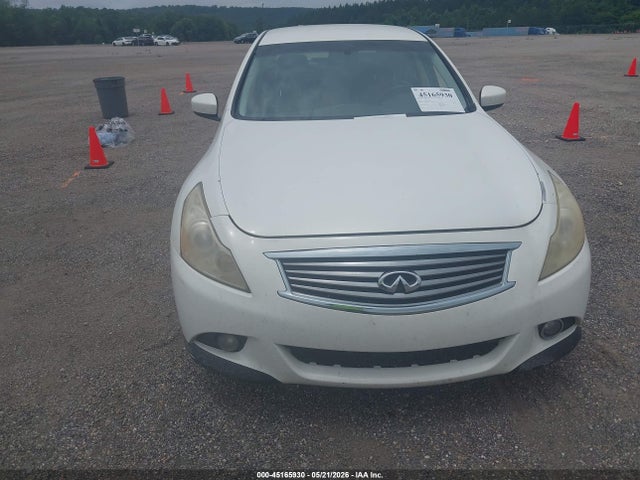 INFINITI G37 Journey