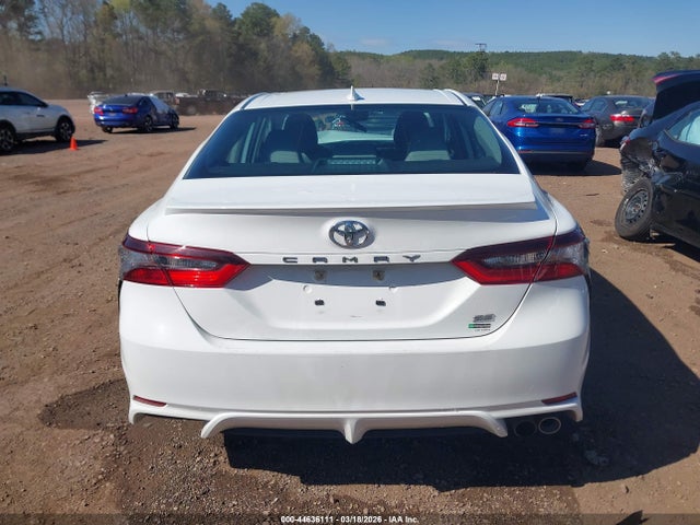 Toyota Camry Se