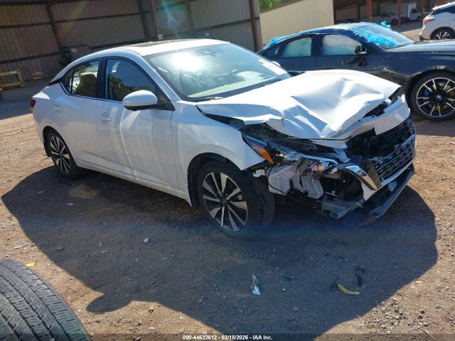 Salvage Nissan Sentra Image