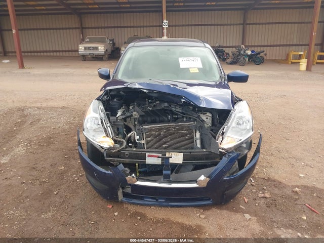 Nissan Versa 1.6 Sv